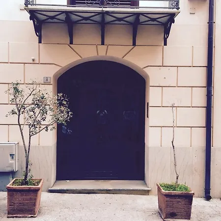 La Casetta Al Massimo By Domusicily Палермо