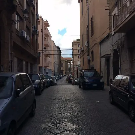 Apartment La Casetta Al Massimo By Domusicily Palermo
